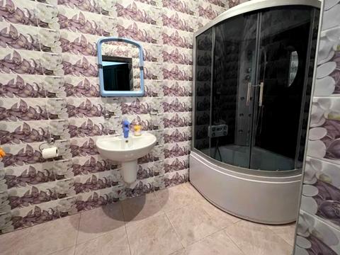 комерційна за адресою Золотий Берег вул., 4