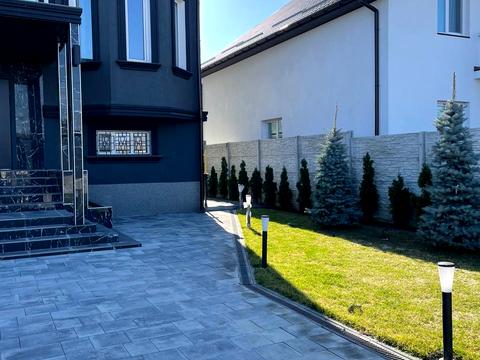 будинок за адресою Сергія Колоса вул. (Леніна), 131
