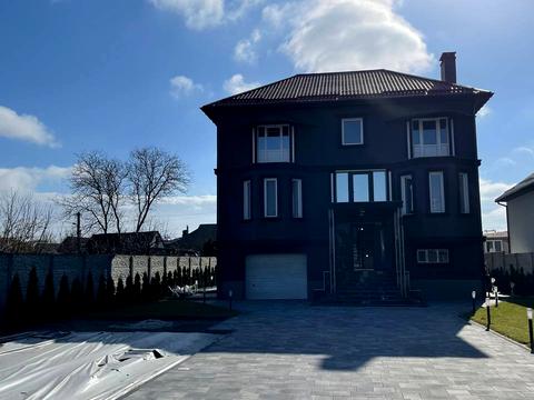 будинок за адресою Сергія Колоса вул. (Леніна), 131