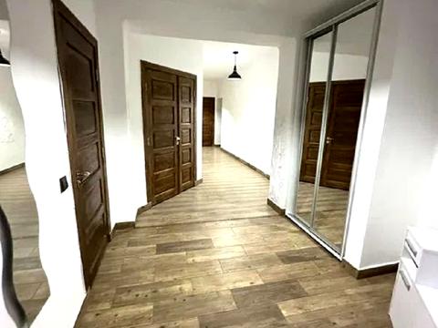 квартира по адресу Андрея Сахарова ул., 10а