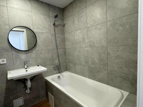 квартира за адресою Олега Мудрака вул. (Генерала Наумова), 1-Б