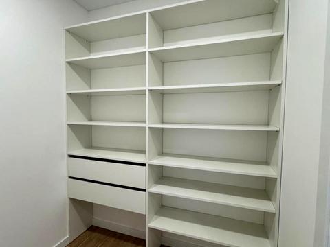 квартира за адресою Олега Мудрака вул. (Генерала Наумова), 1-Б