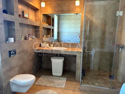 дом по адресу вул. Басейна, 68