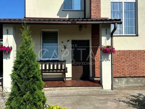 дом по адресу вул. Басейна, 68