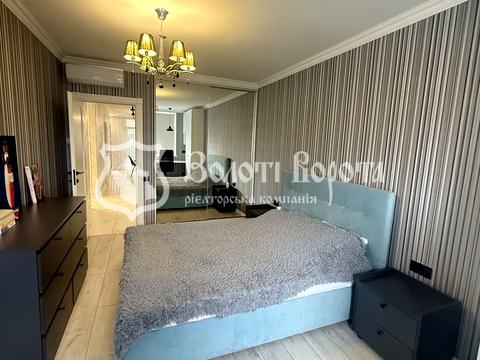 квартира за адресою Олександрівська вул., 1
