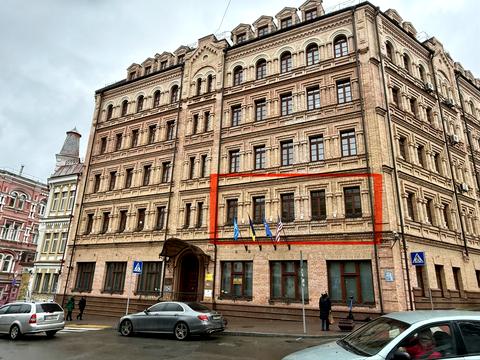 комерційна за адресою Вознесенський узвіз (Смирнова-Ласточкіна), 14