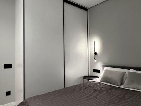 квартира за адресою Салютна вул., 2к21