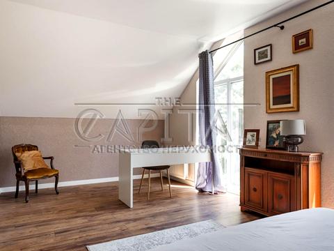 будинок за адресою вул. Прилісна, 4а