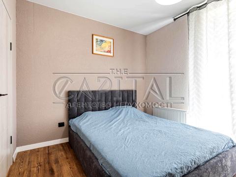 будинок за адресою вул. Прилісна, 4а