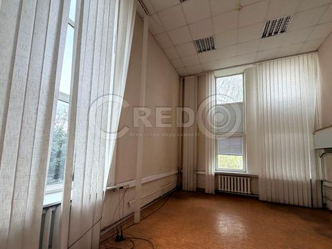 комерційна за адресою Тбіліська вул., 2