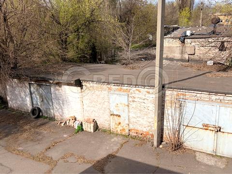 комерційна за адресою Тбіліська вул., 2