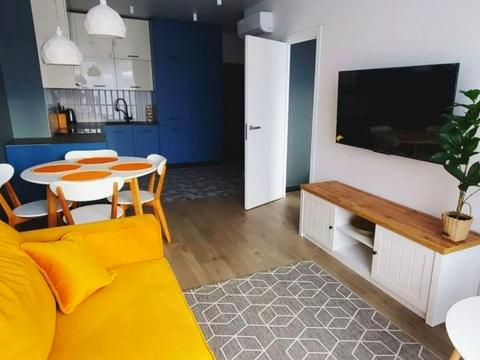 квартира по адресу Салютная ул., (Будинок 02301-02303)