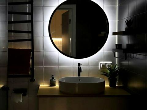 квартира по адресу Салютная ул., (Будинок 02301-02303)