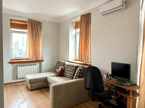 квартира за адресою Дніпро, Архітектора Олега Петрова вул. (Чернишевського), 11-А