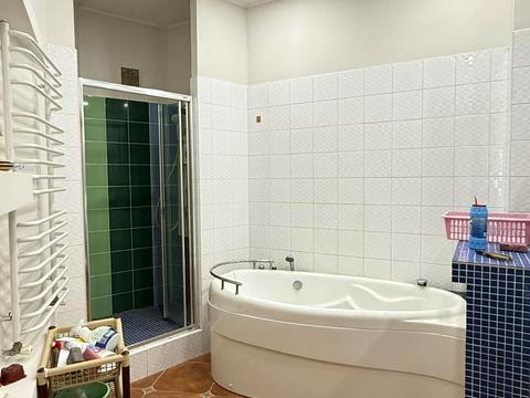 квартира за адресою Дніпро, Архітектора Олега Петрова вул. (Чернишевського), 11-А