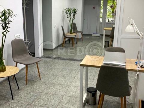 комерційна за адресою Інни Дерусової вул. (Генерала Кузнецова), 2