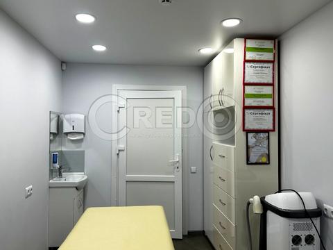 комерційна за адресою Інни Дерусової вул. (Генерала Кузнецова), 2