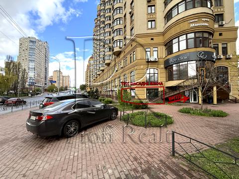 комерційна за адресою В'ячеслава Чорновола вул., 27