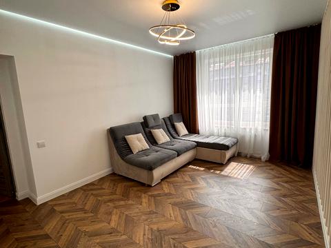 квартира по адресу Александра Довженко ул., 35