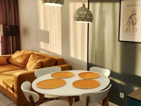 квартира по адресу Салютная ул., (Будинок 02301-02303)