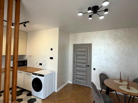 квартира по адресу Александра Довженко ул., 35