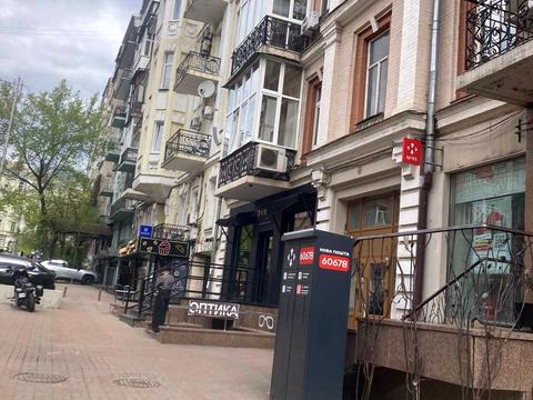 квартира за адресою Шота Руставелі вул., 31-А