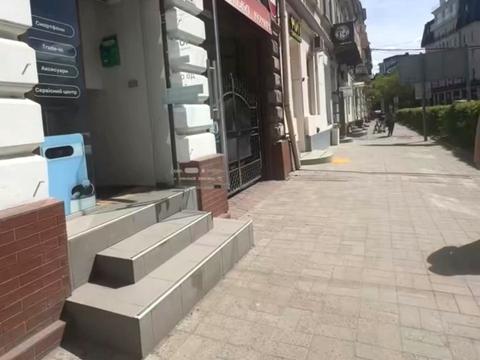 комерційна за адресою Січових Стрільців вул., 3