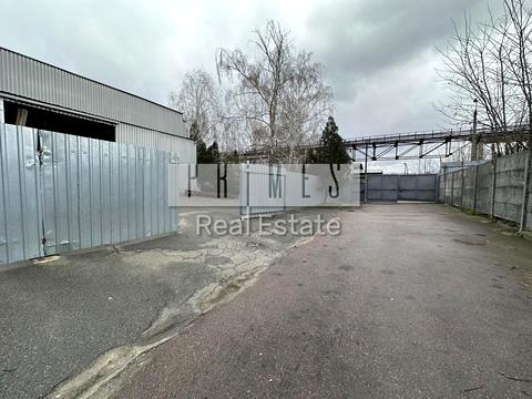 комерційна за адресою Незалежності бульв. (50 років Жовтня), 1