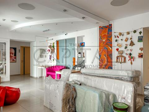 коммерческая по адресу Calle Dilova ул. (Димитрова), 7/67