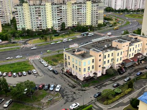 квартира за адресою Милославська вул., 8-А