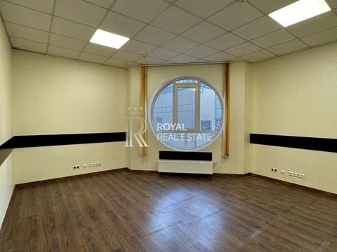 коммерческая по адресу Кловский спуск, 7a