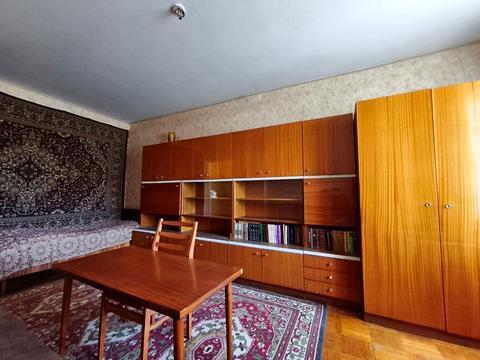 квартира за адресою Космонавтів вул., 9