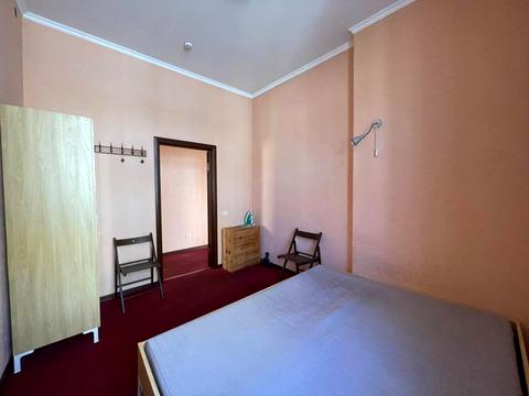 комерційна за адресою Зелена вул., 2