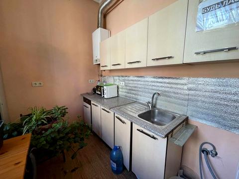 комерційна за адресою Зелена вул., 2