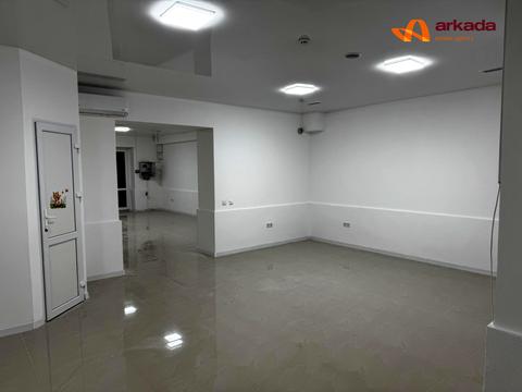 комерційна за адресою Пасічна вул., 38а