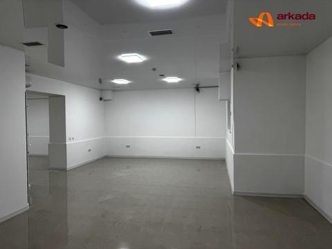 комерційна за адресою Пасічна вул., 38а