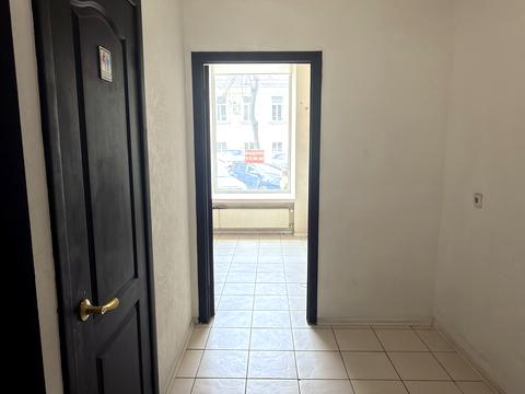 комерційна за адресою Польська вул., 17