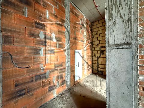 комерційна за адресою Святослава Хороброго вул., 11-Б