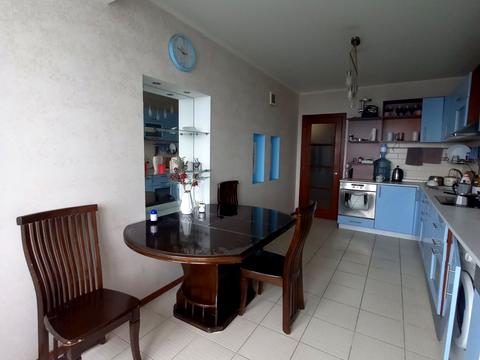 квартира за адресою Михайла Котельникова вул., 1