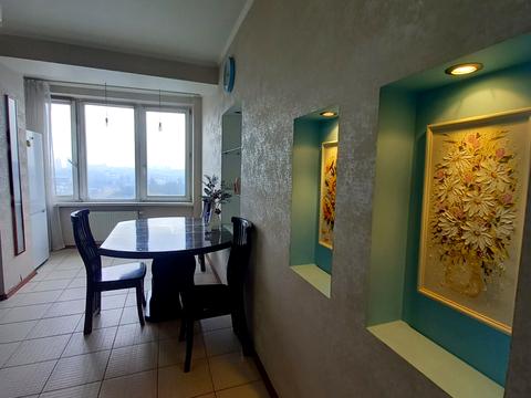 квартира за адресою Михайла Котельникова вул., 1