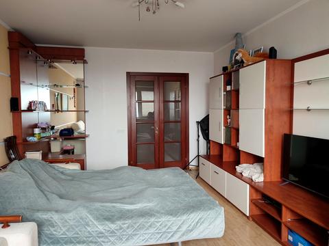 квартира за адресою Михайла Котельникова вул., 1