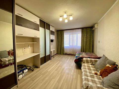 квартира за адресою Червоної Калини просп. (Володимира Маяковського), 26-Б