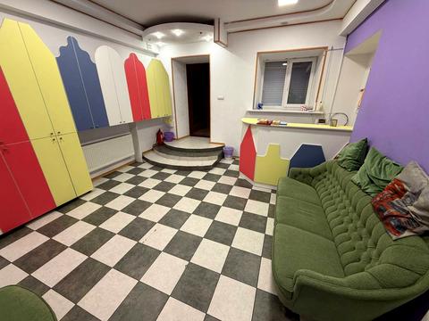 комерційна за адресою Володимира Вернадського вул. (Дзержинського), 17