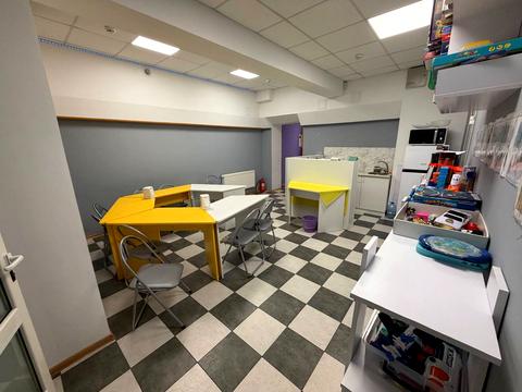 комерційна за адресою Володимира Вернадського вул. (Дзержинського), 17