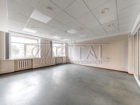 комерційна за адресою Ділова вул. (Димитрова), 5 Б