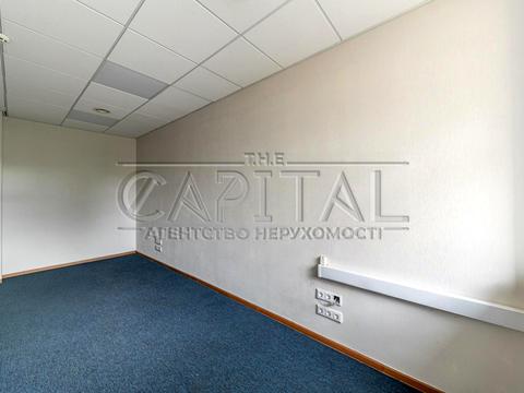 комерційна за адресою Ділова вул. (Димитрова), 5 Б