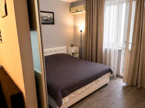 квартира за адресою Юрія Кондратюка вул., 7