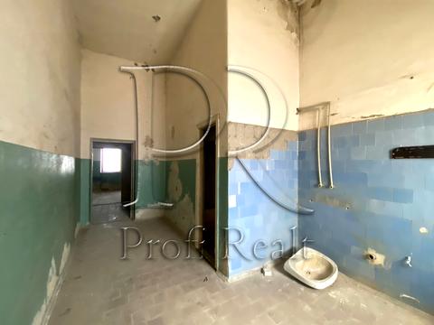 комерційна за адресою Вокзальна вулиця, 2