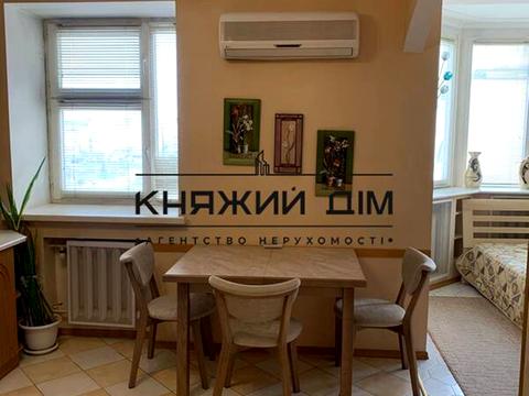 квартира за адресою Київ, Левка Лук'яненка вул. (Маршала Тимошенка), 29