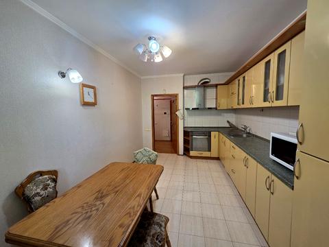 квартира за адресою Гетьмана Кирила Розумовського вул. (Миколи Краснова), 19